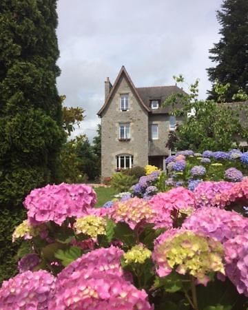 Le Clos Saint-Brice Les Portes du Coglais Exterior photo