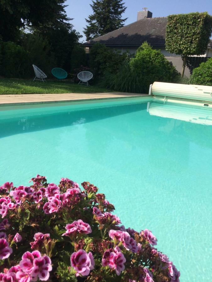 Le Clos Saint-Brice Les Portes du Coglais Exterior photo
